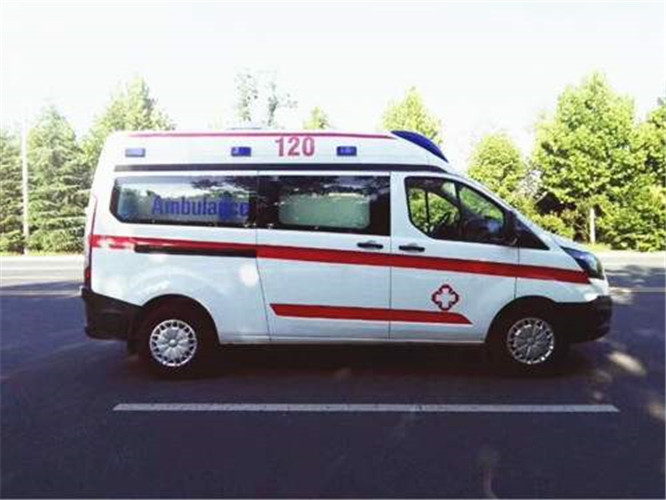 西盟救护车出租服务案例6